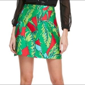 Vineyard vines banana leaf skirt